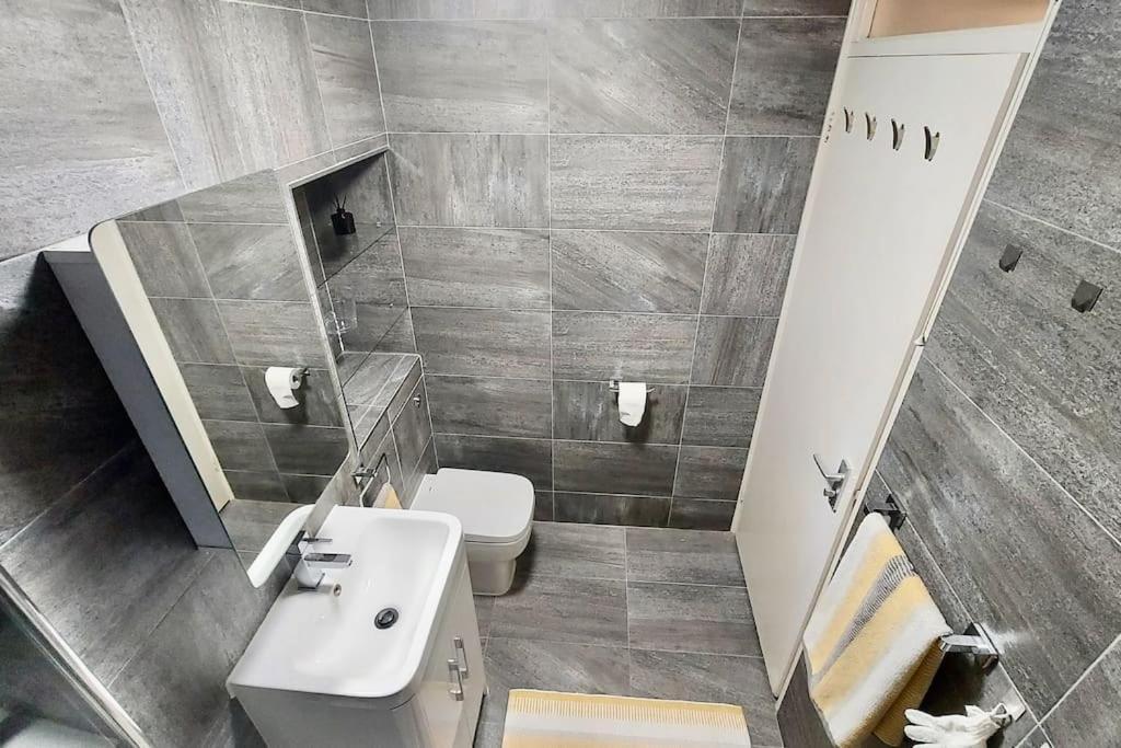 Central Apartment, Kings Cross 6 Mins Walk Londyn Zewnętrze zdjęcie