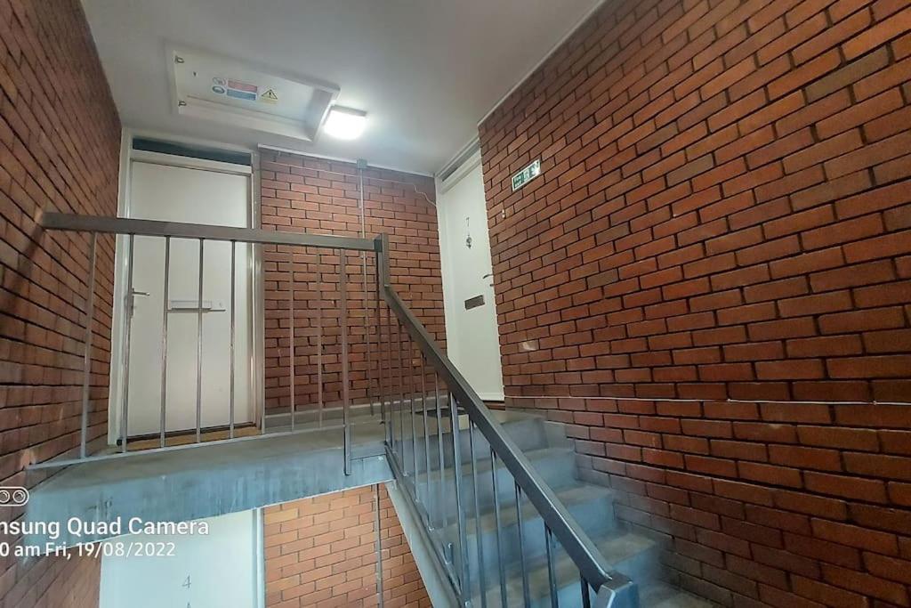 Central Apartment, Kings Cross 6 Mins Walk Londyn Zewnętrze zdjęcie